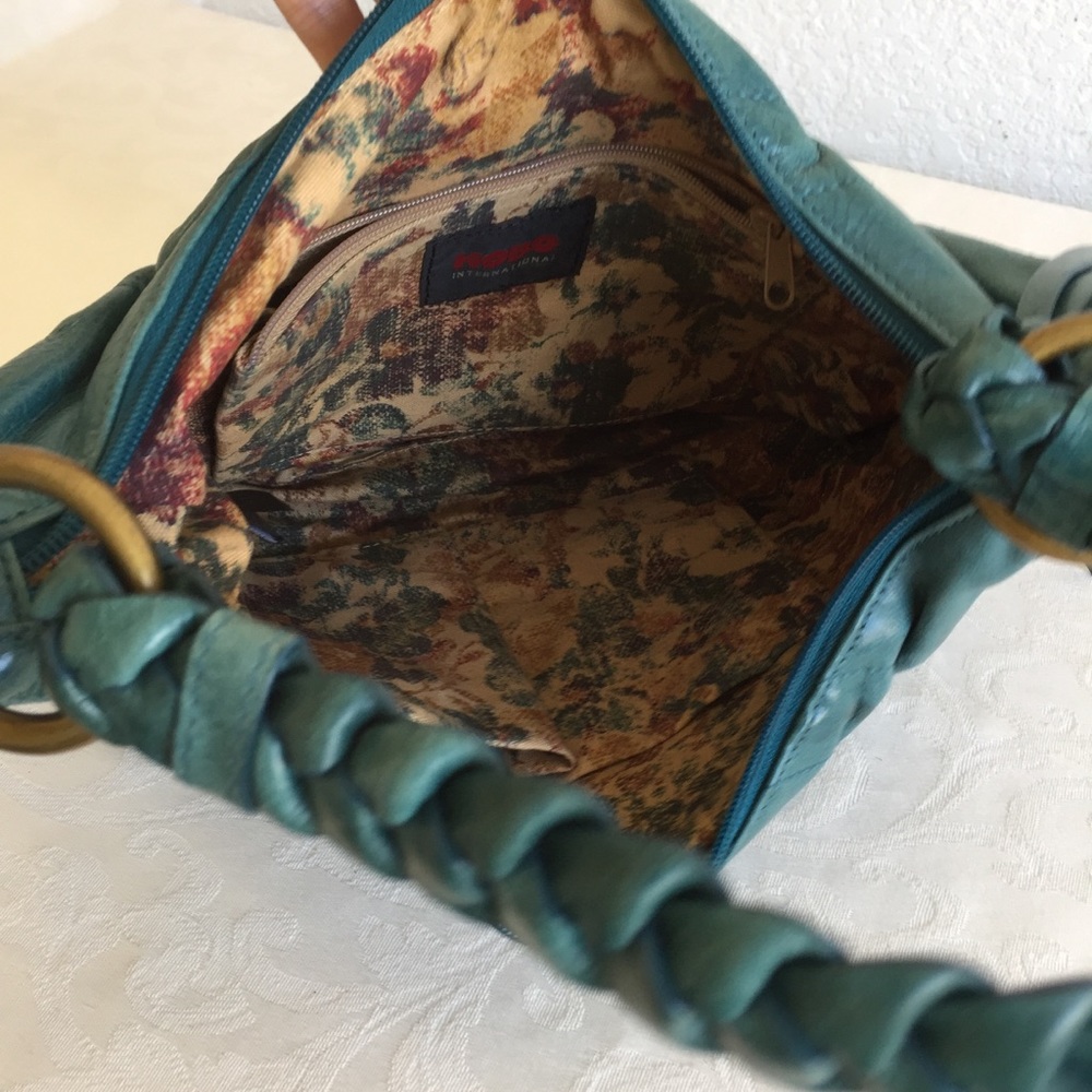 Hobo teal ruched leather bag - Picture 7 of 8